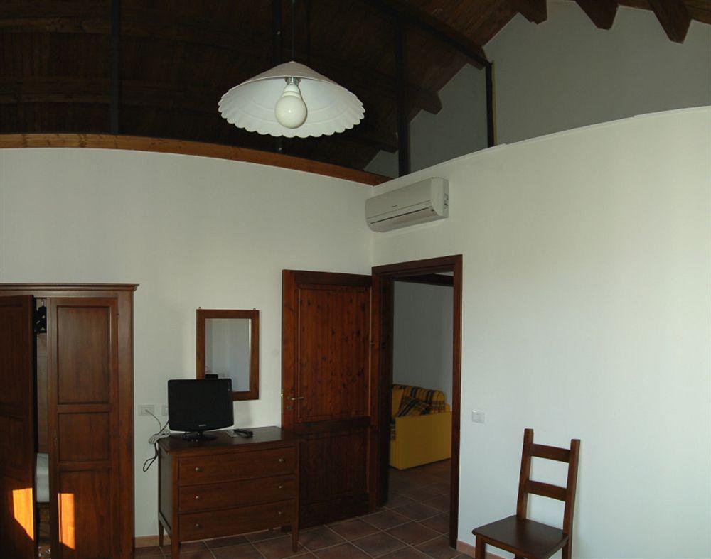 Agriturismo La Concordia Вальдериче Экстерьер фото